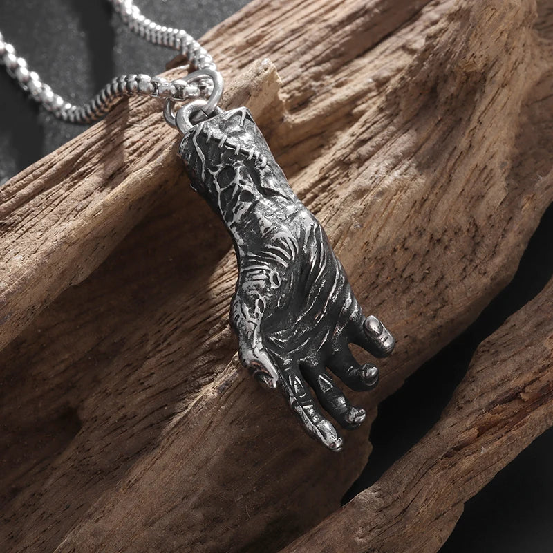 Demon’s Claw Necklace
