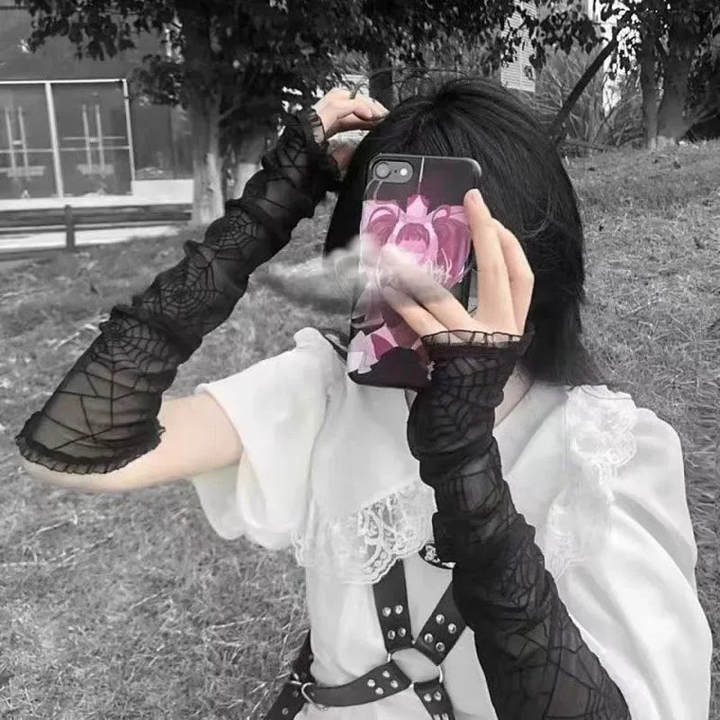 Midnight Web Lace Gloves
