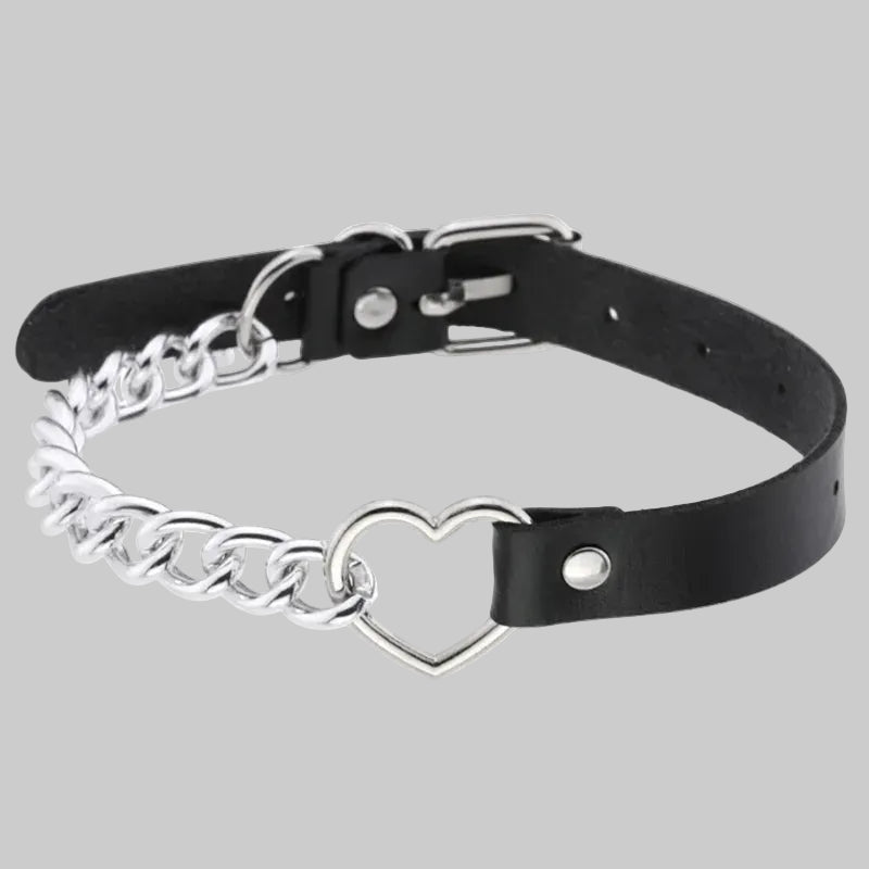 Heart pendant leather-look choker with silver-tone chain and buckle closure