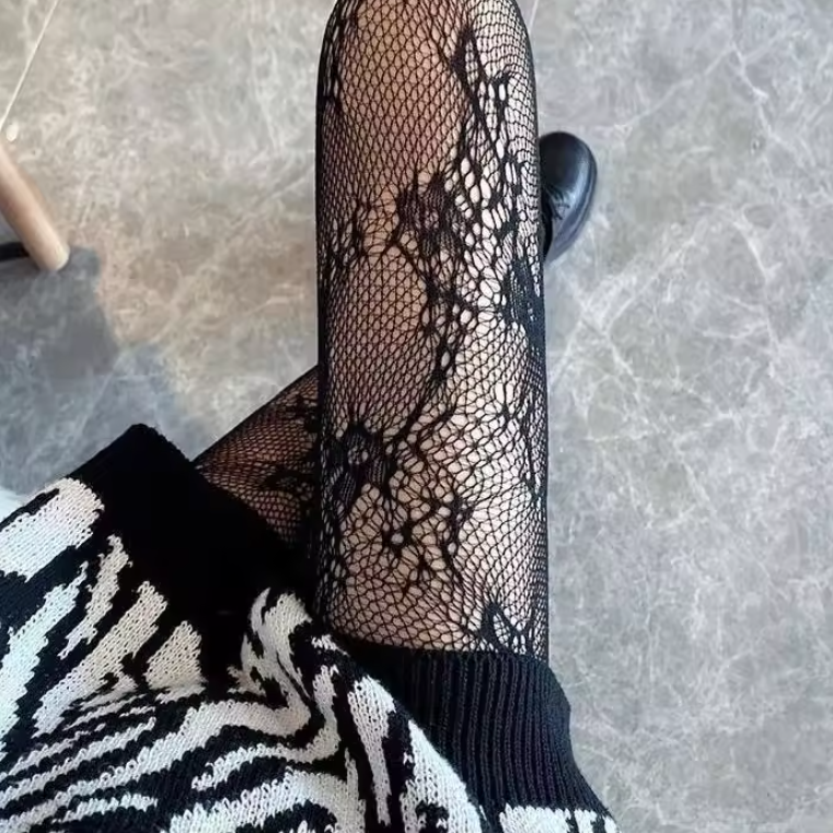 Phantom Kiss Mesh Stockings