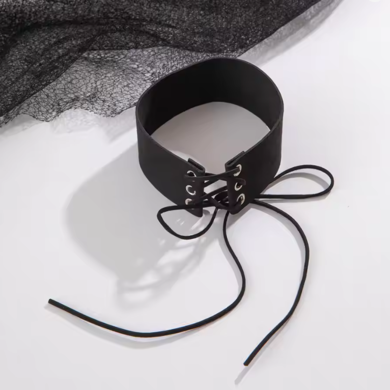 Twilight Temptress Belt Collar