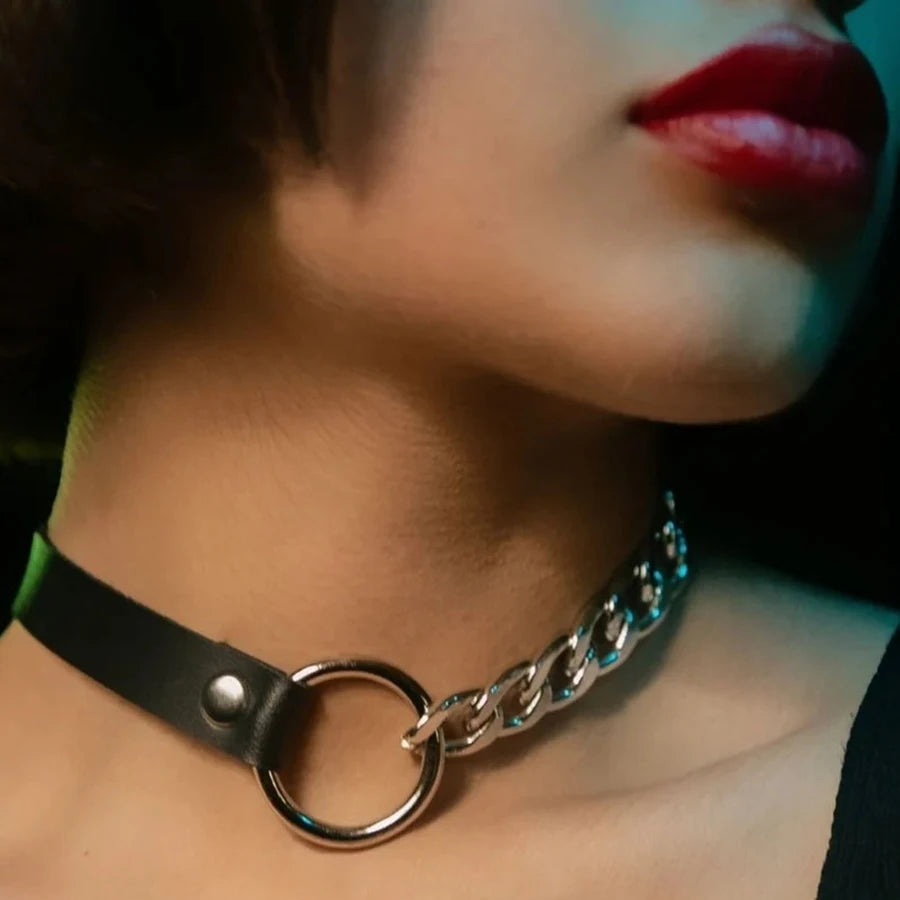Crimson Fang Choker