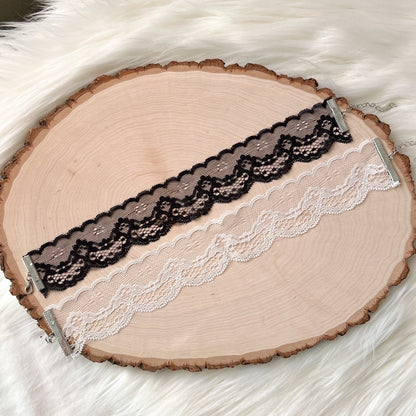 Chantilly Choker