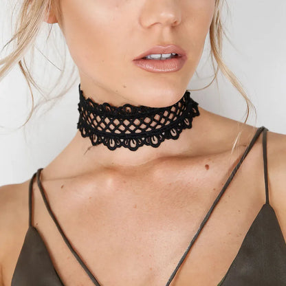 Noir Lace Embrace Choker