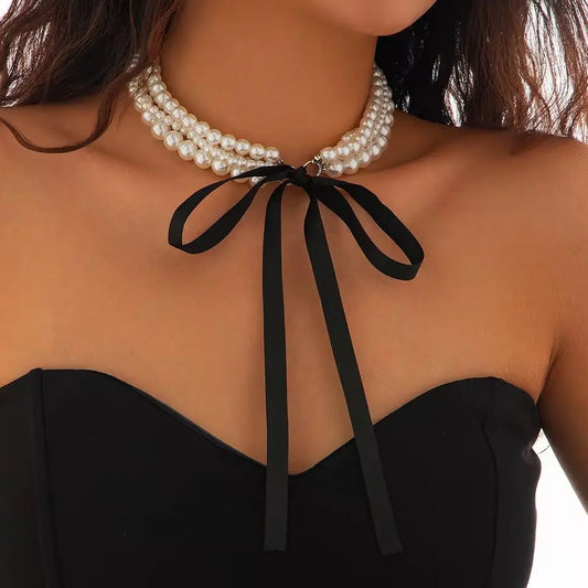 Velour Éclat Pearl Chain Necklace