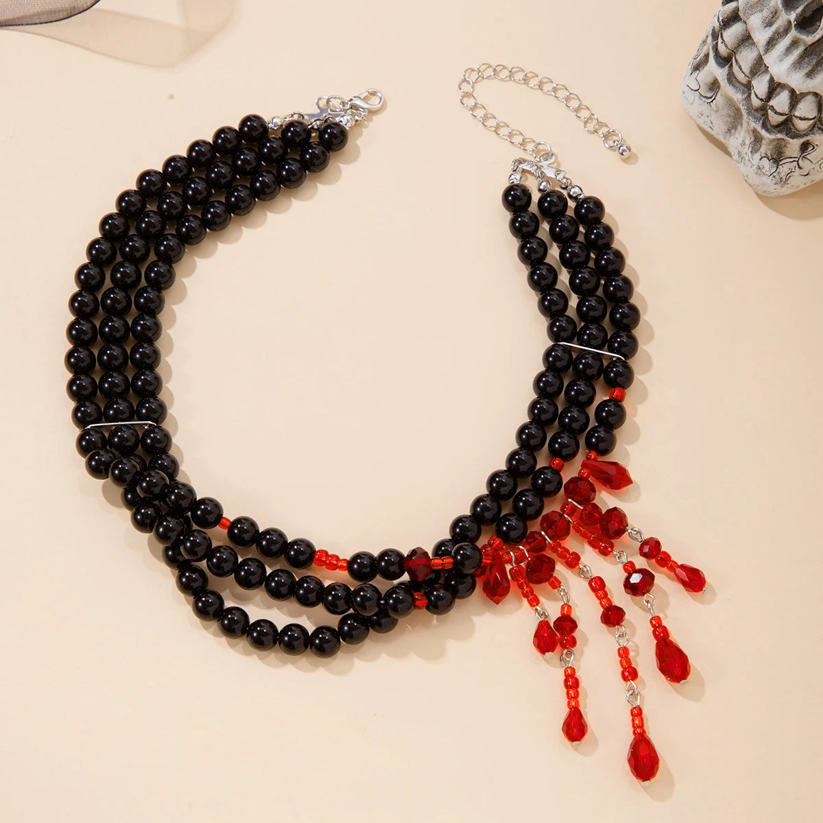 RougeMystique Pearl Chain