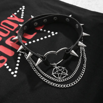 Heart of Darkness Spike Collar