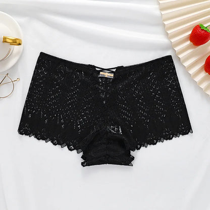 Enchanté Hollow Lace Thong