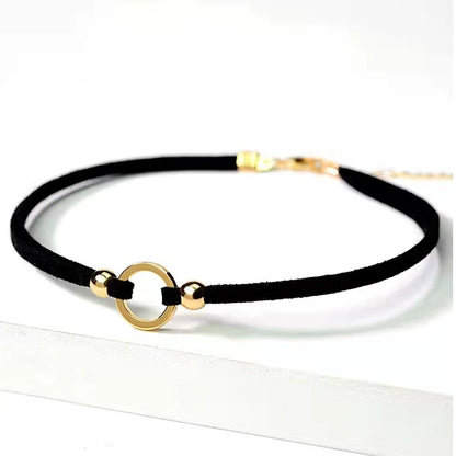Velvet Omen Collar