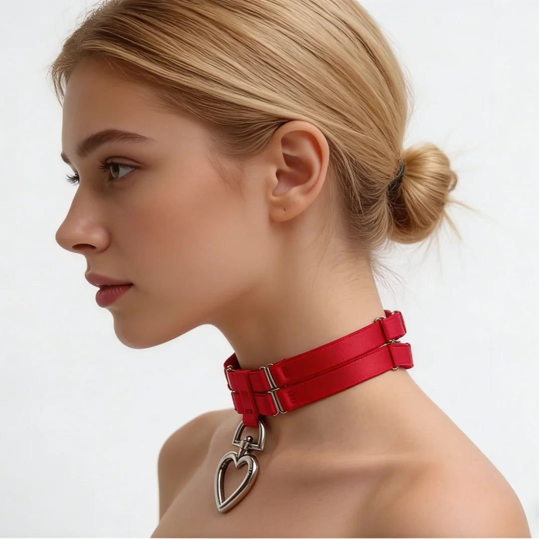 Onyx Heart Collar