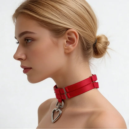 Onyx Heart Collar