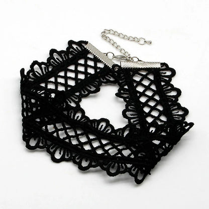 Noir Lace Embrace Choker