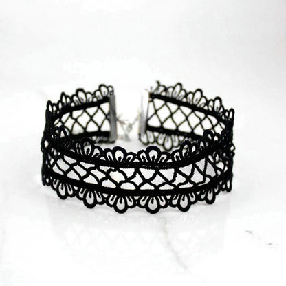 Noir Lace Embrace Choker