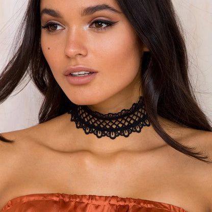 Noir Lace Embrace Choker